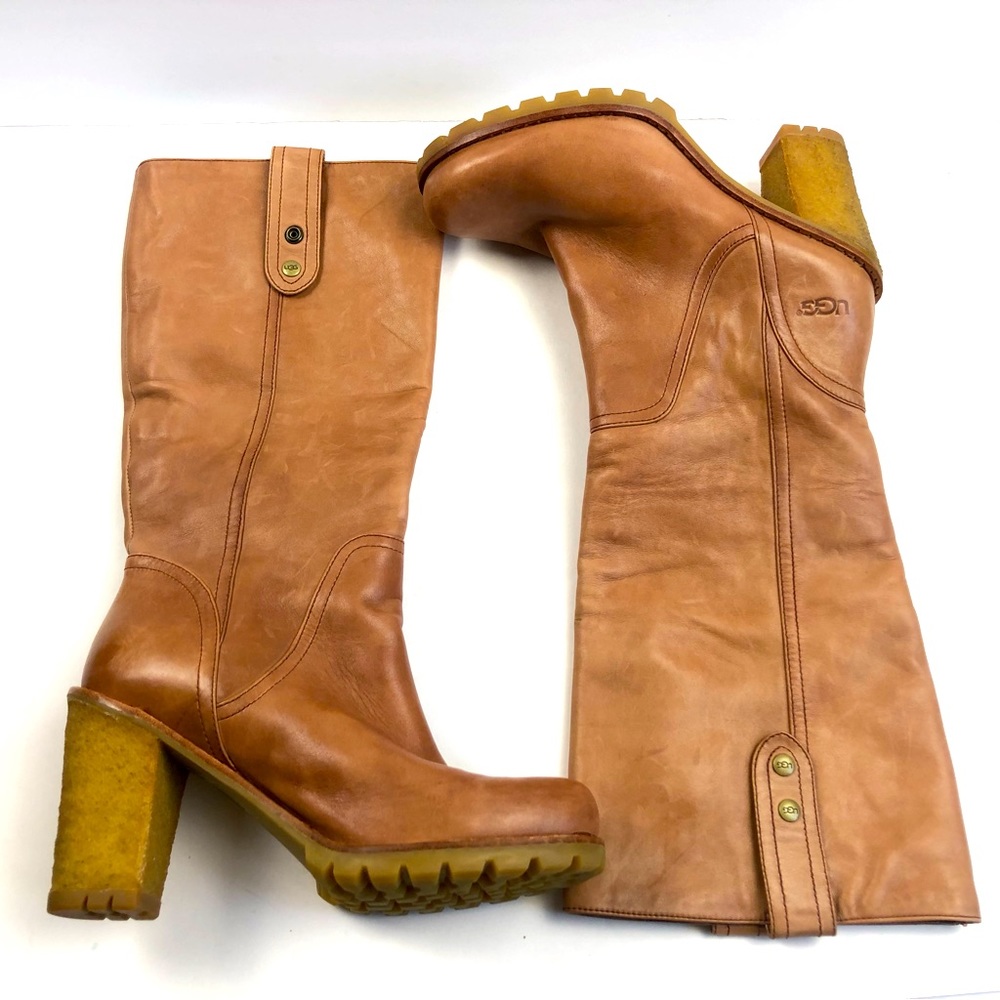 UGG Josie 2 II Boots. 1001643 brown. Womens size 6.5 Wear tall or folded over.
